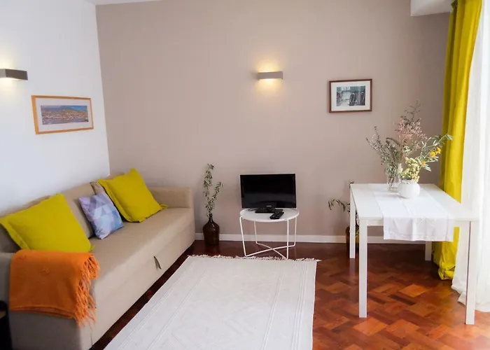 Cozy - Historic Center Of Funchal, Madeira דירה פונשל